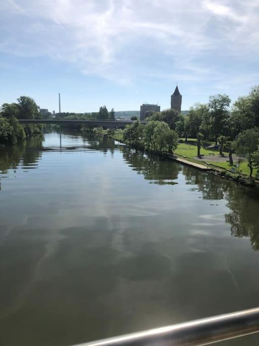 Ferienwohnung Um'S Eck Ochsenfurt Bagian luar foto