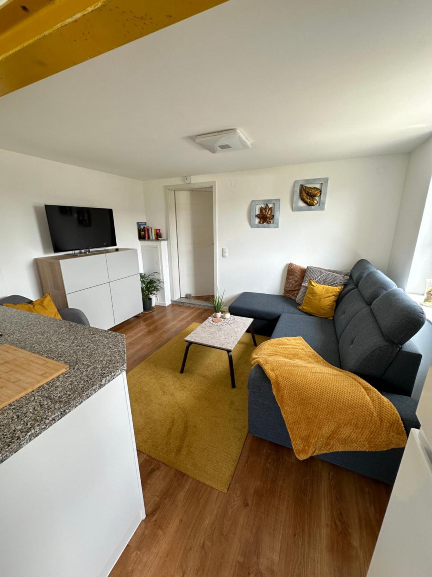 Ferienwohnung Um'S Eck Ochsenfurt Bagian luar foto