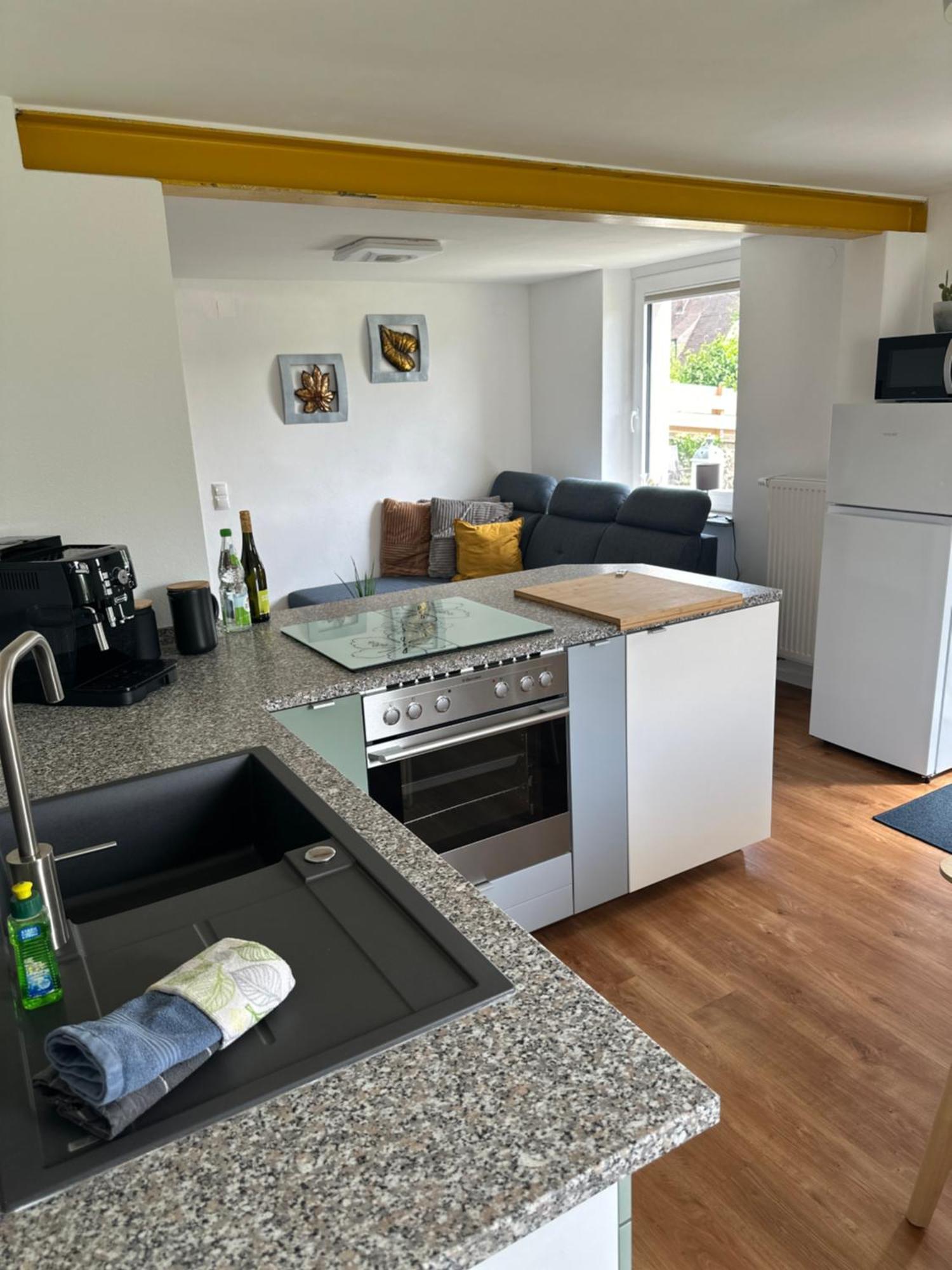 Ferienwohnung Um'S Eck Ochsenfurt Bagian luar foto